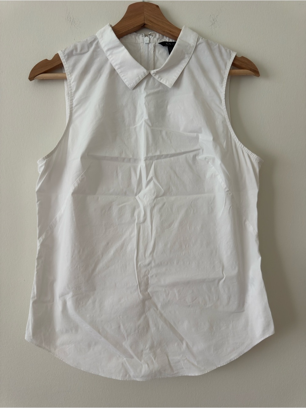 Armani Exchange White Sleeveless Blouse Size M Collared Zip Back Designer Top